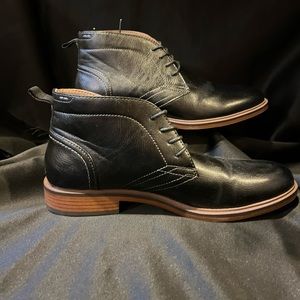 Sonoma men’s short dress boots size 9.5